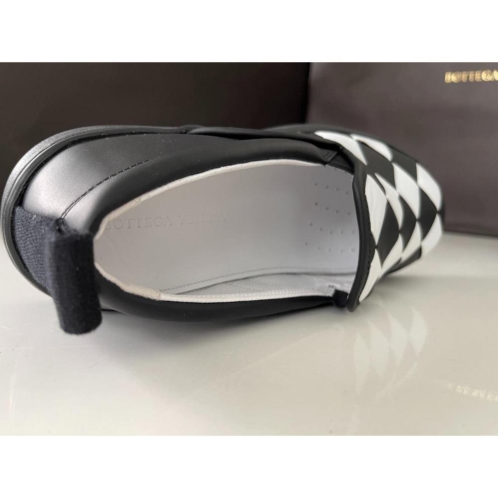 BOTTEGA VENETA 578393 Womens Bicolor Intrecciato Black/White Sneaker Shoe Eur 38 - Picture 5 of 12
